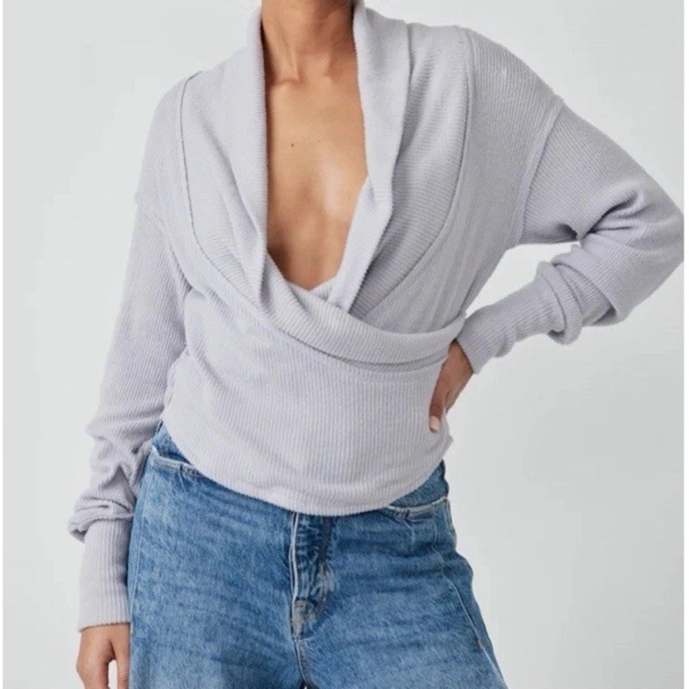 We The Free‎ Top XS Hold Me Close Pullover Lavender Purple Feminine Flirty Soft